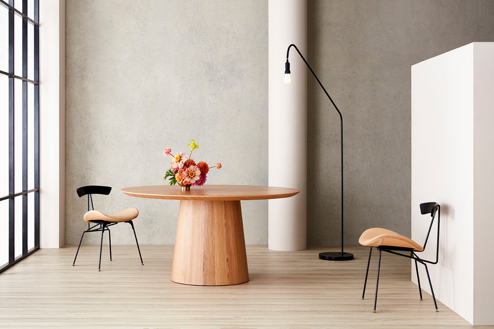 Pippa Table Collection