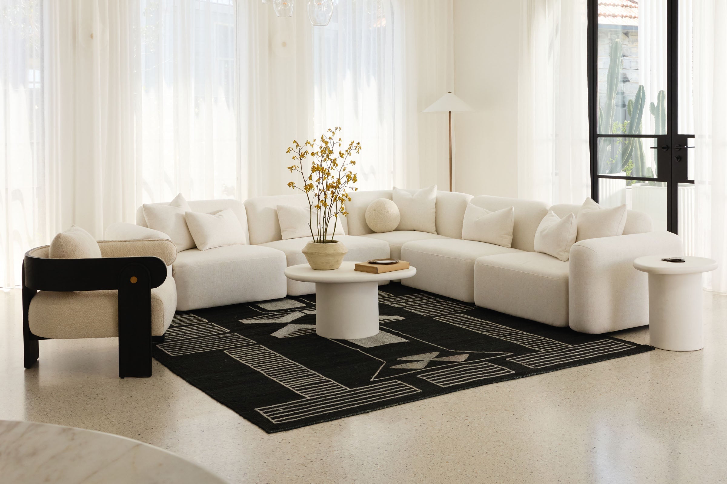 Cloud Dancer: The Must-Have Shade of 2026