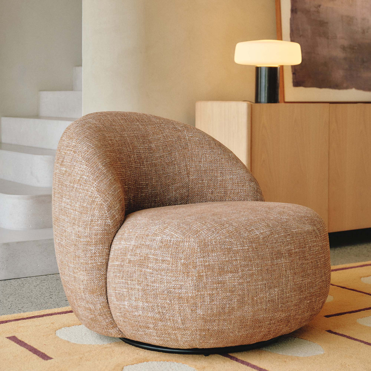 Bronn Swivel Chair Caramel Husk