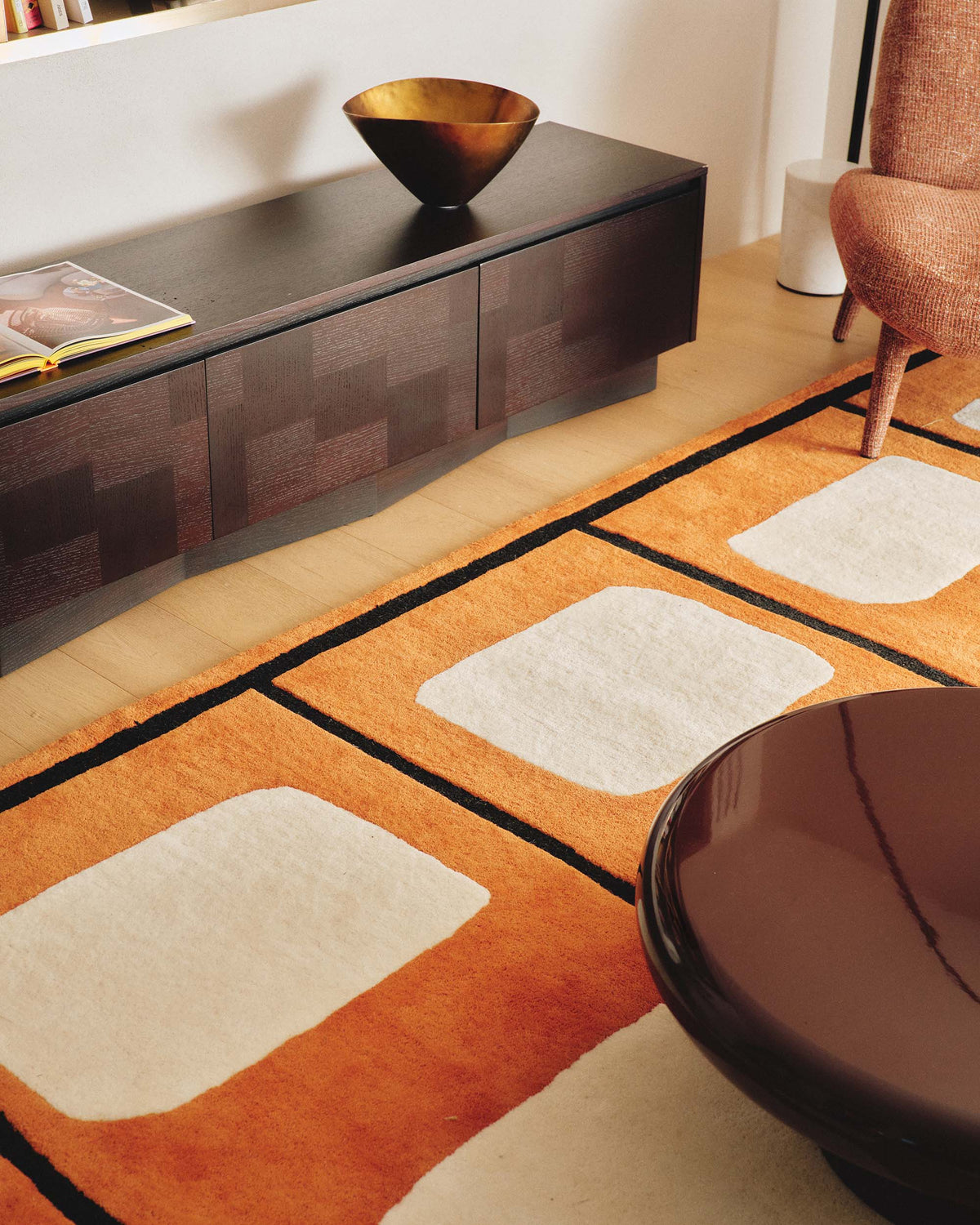 Esme Rug Orange Black 200 x 280