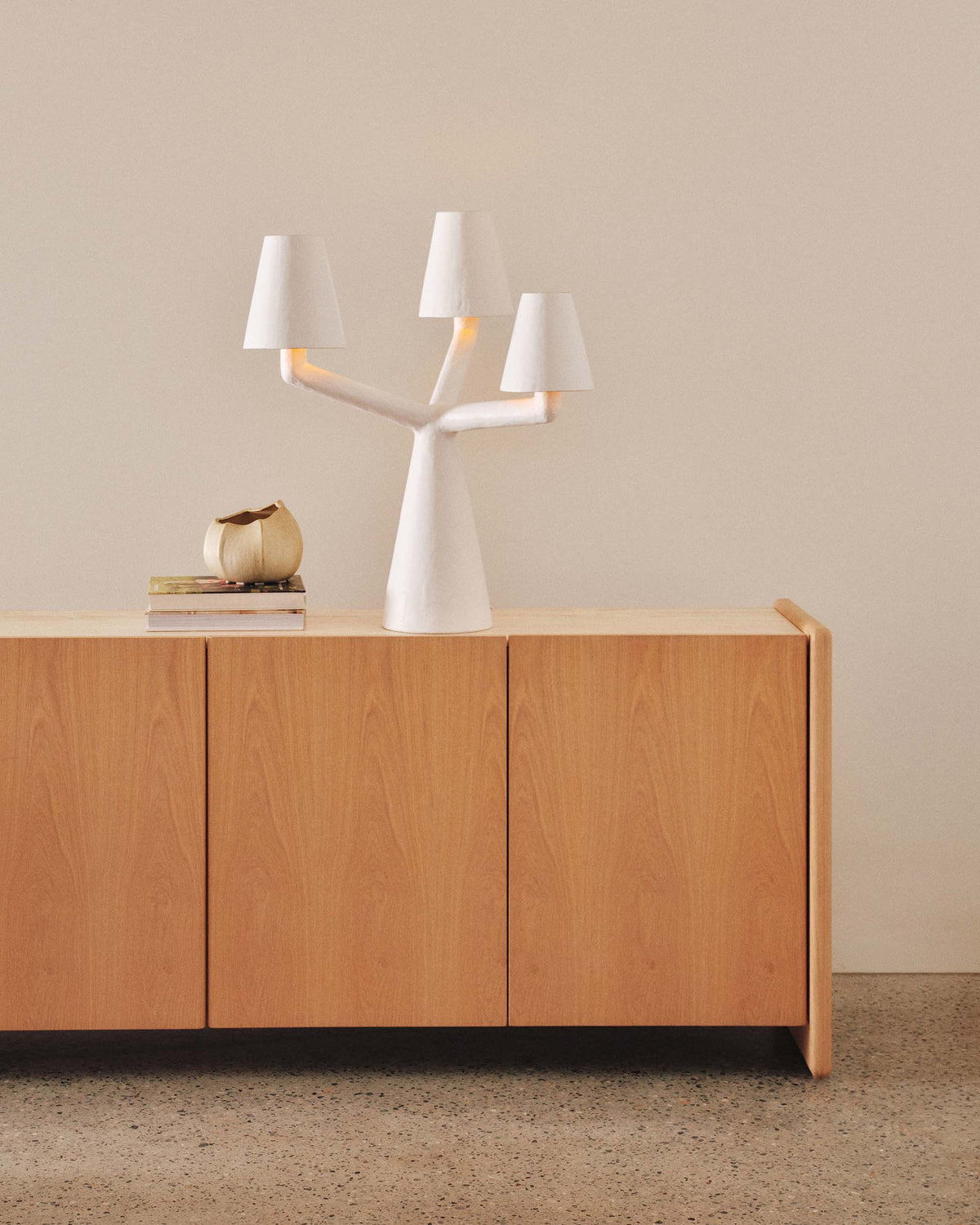 Hugo Table Lamp