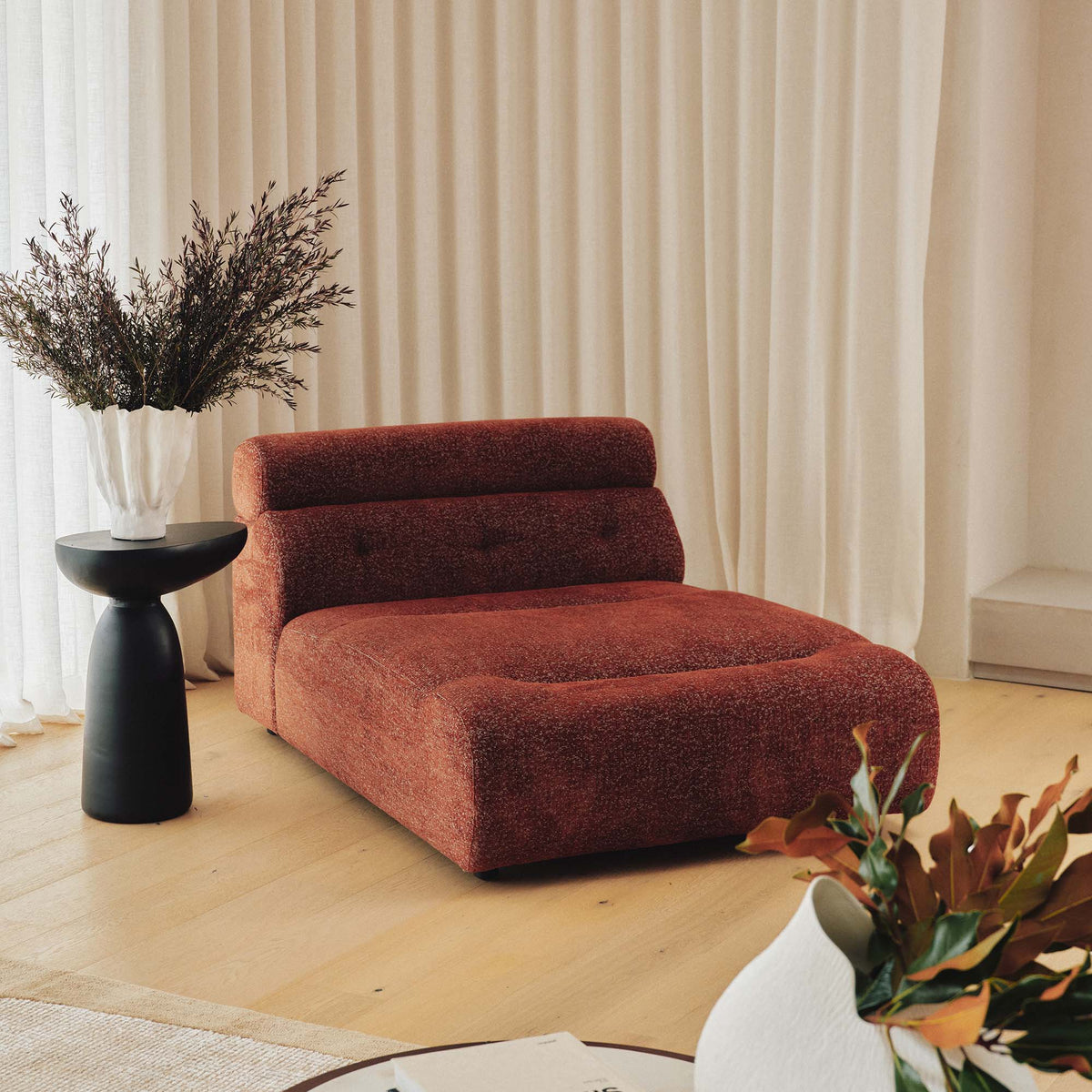 Orlen Chaise Lounge