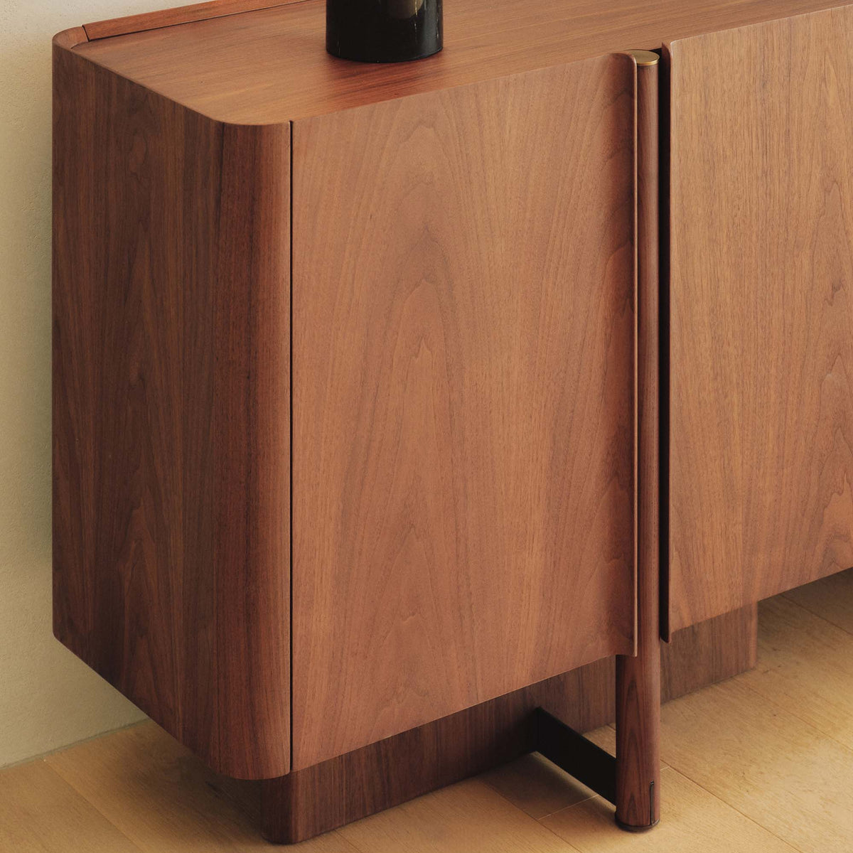 Lorne Sideboard Walnut