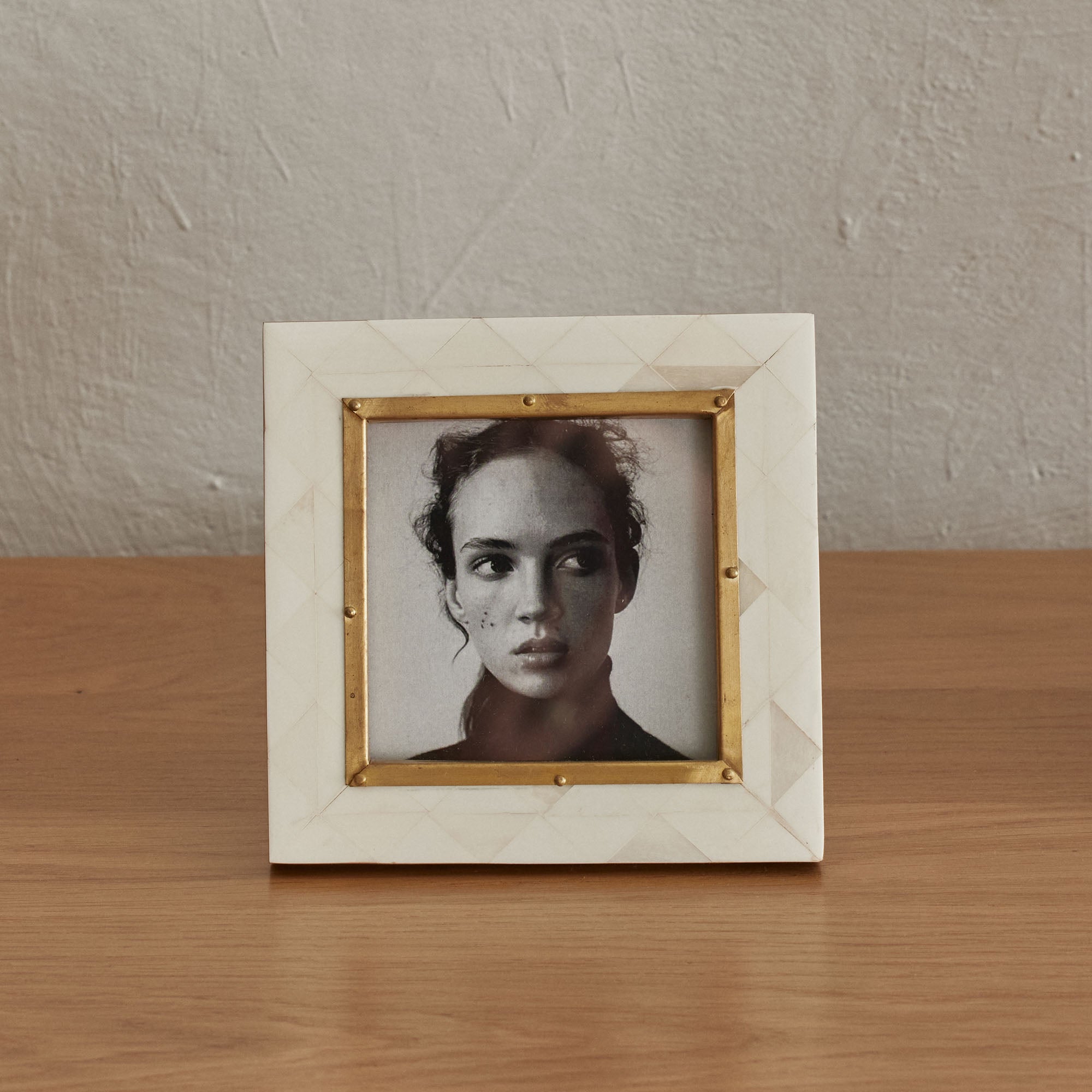 April Photo Frame 4 x 4