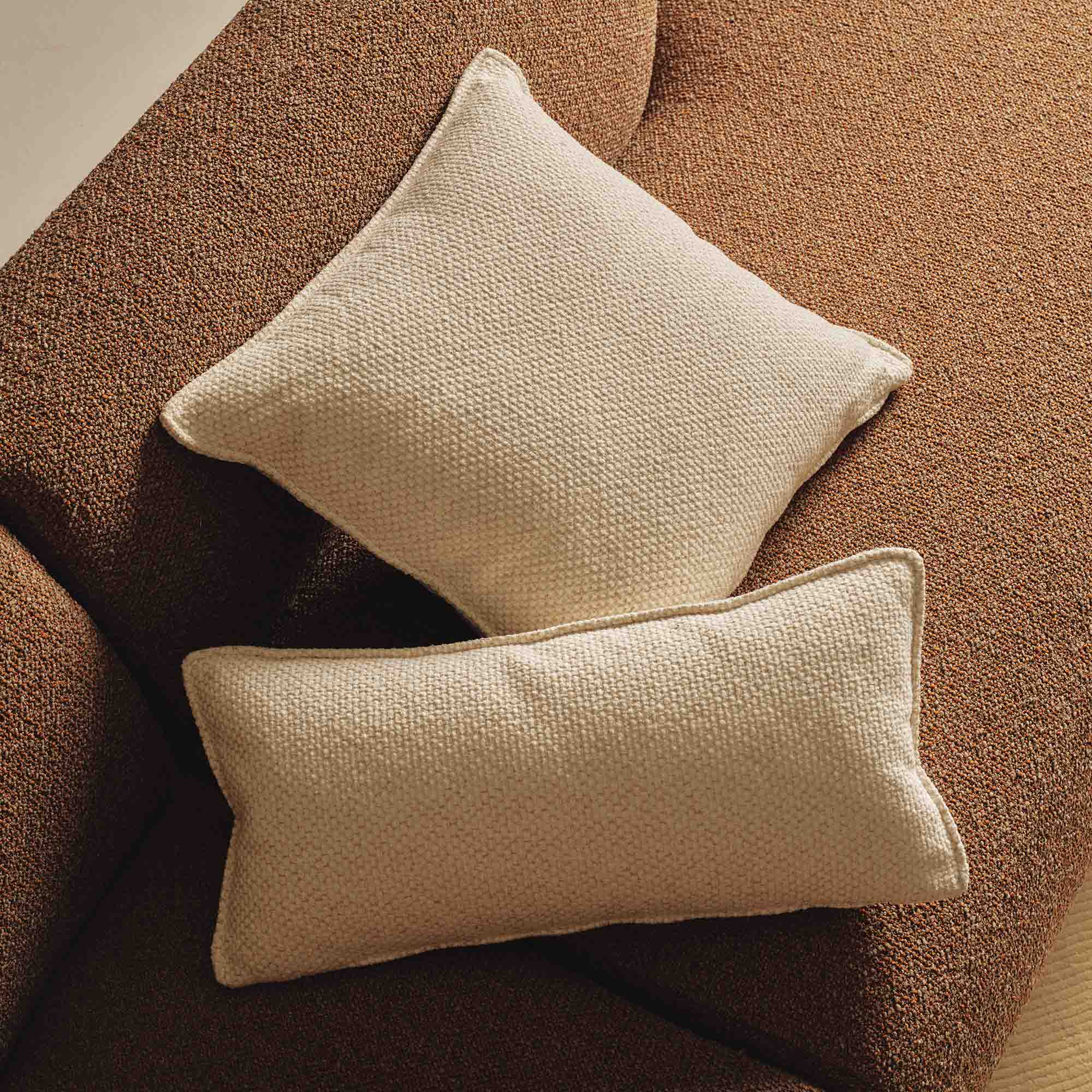 Ivory Drift Cushion 30 x 60