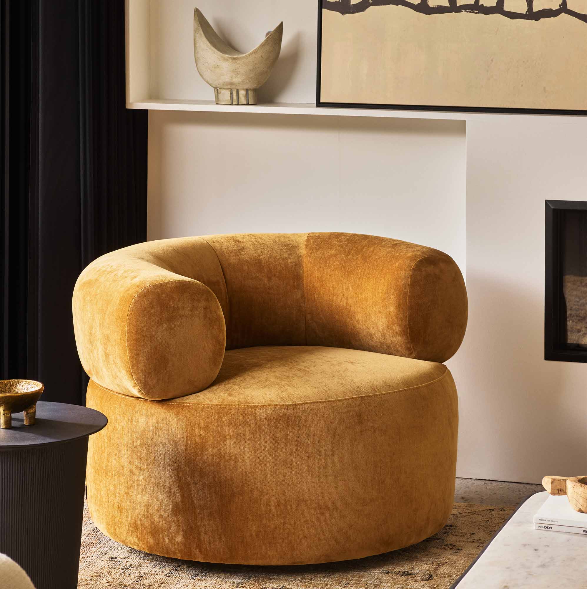 Gaia Swivel Chair Caramel