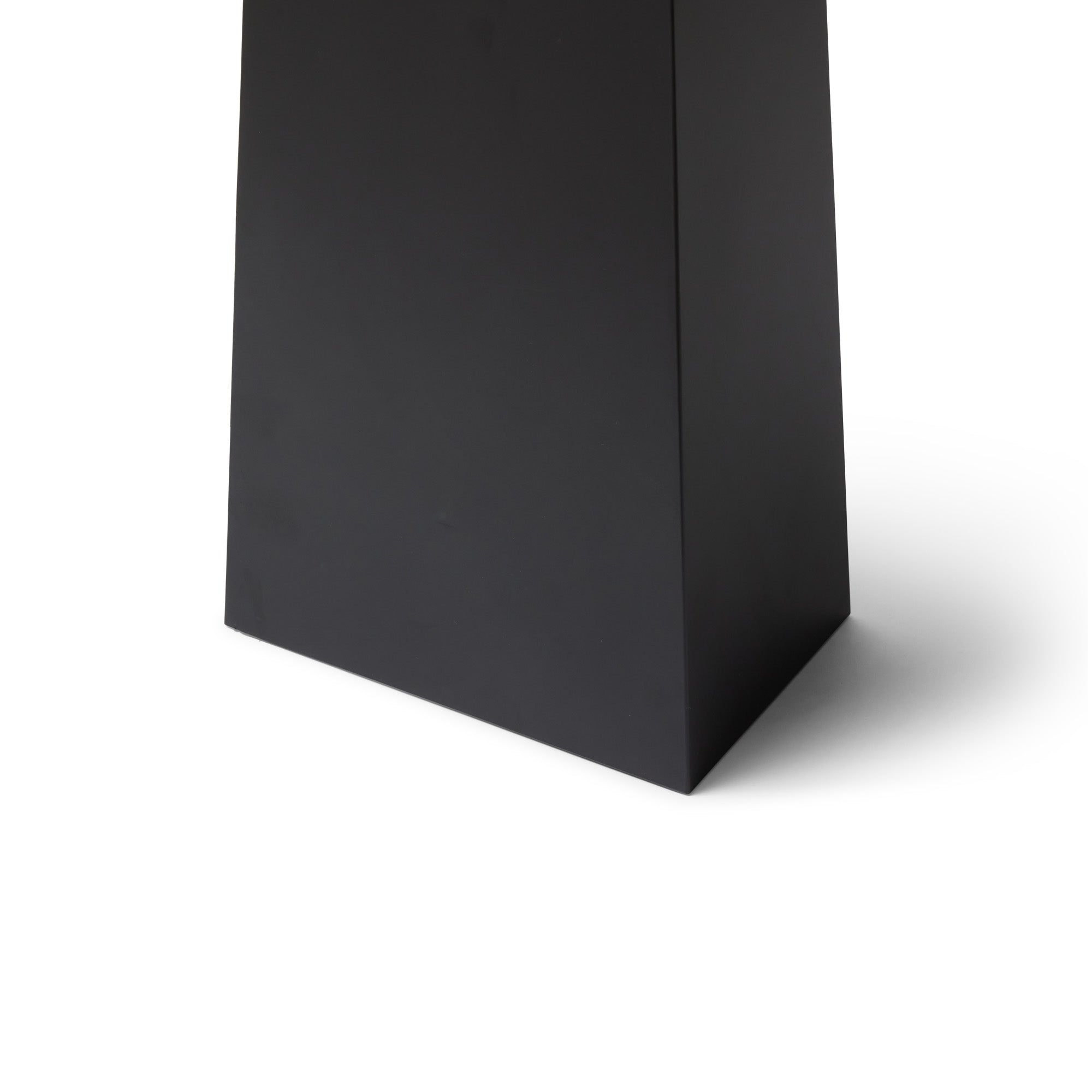 Kezu Floor Lamp