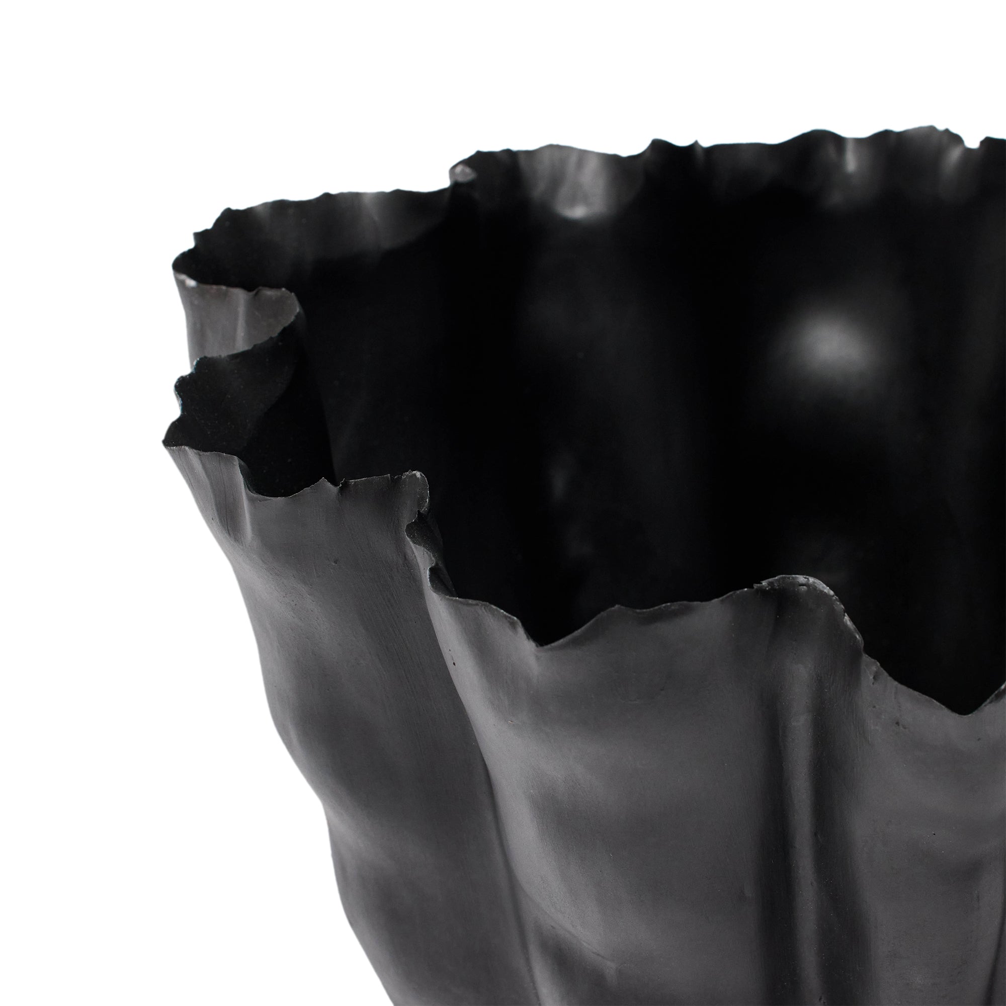 Sara Vase Black