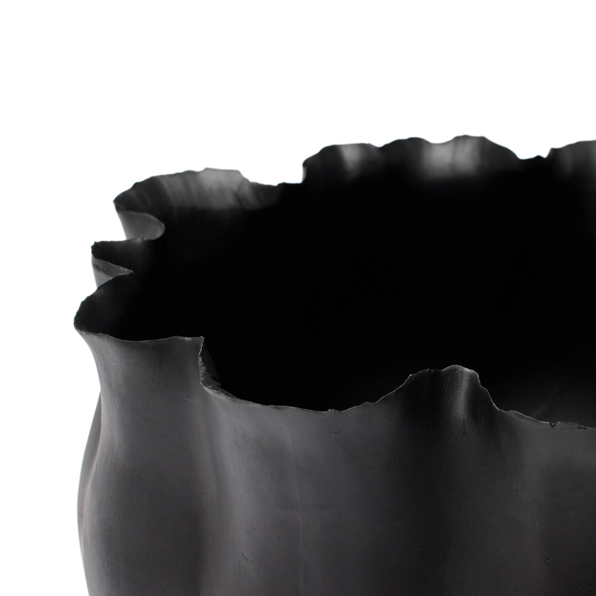 Tova Vase Black