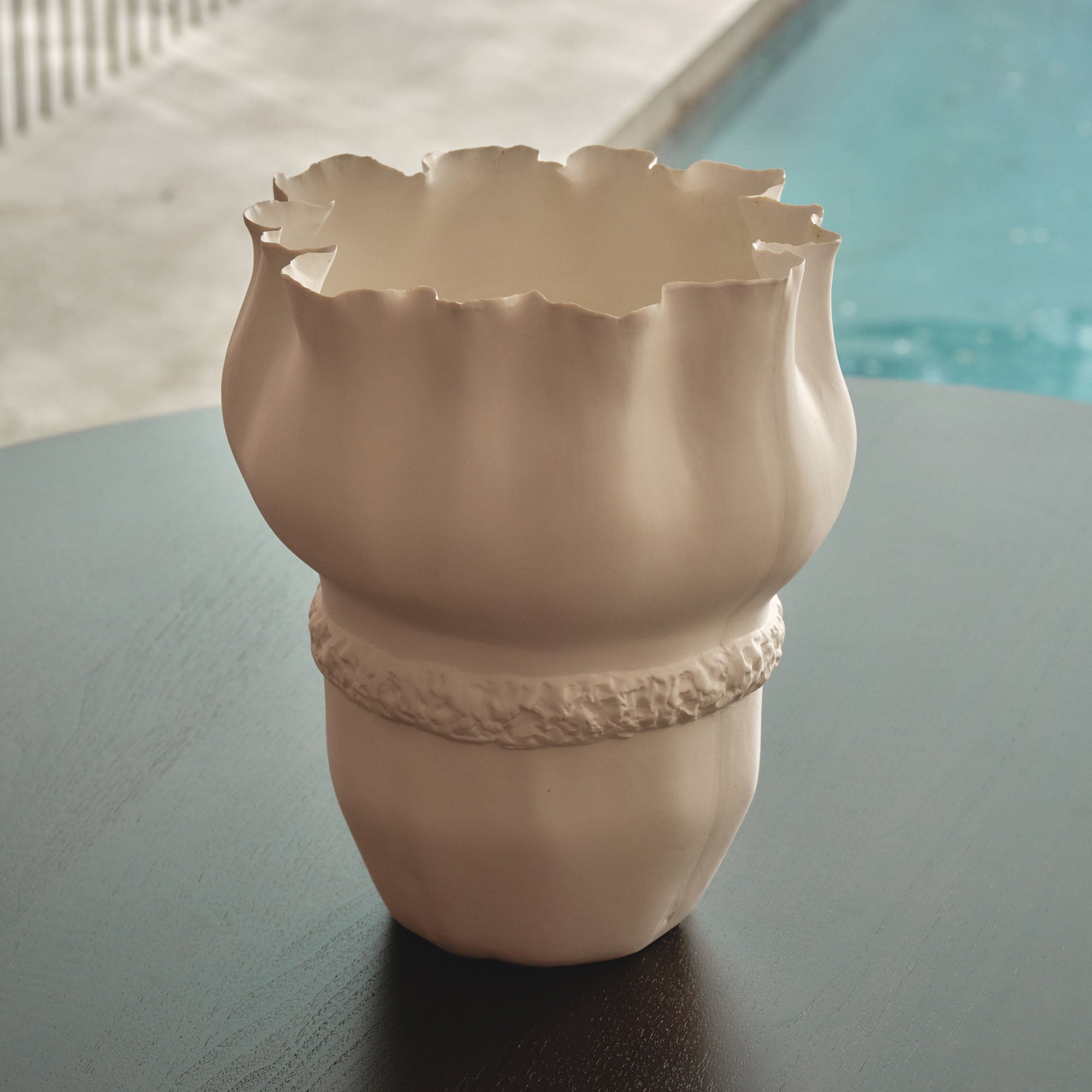Tova Vase White