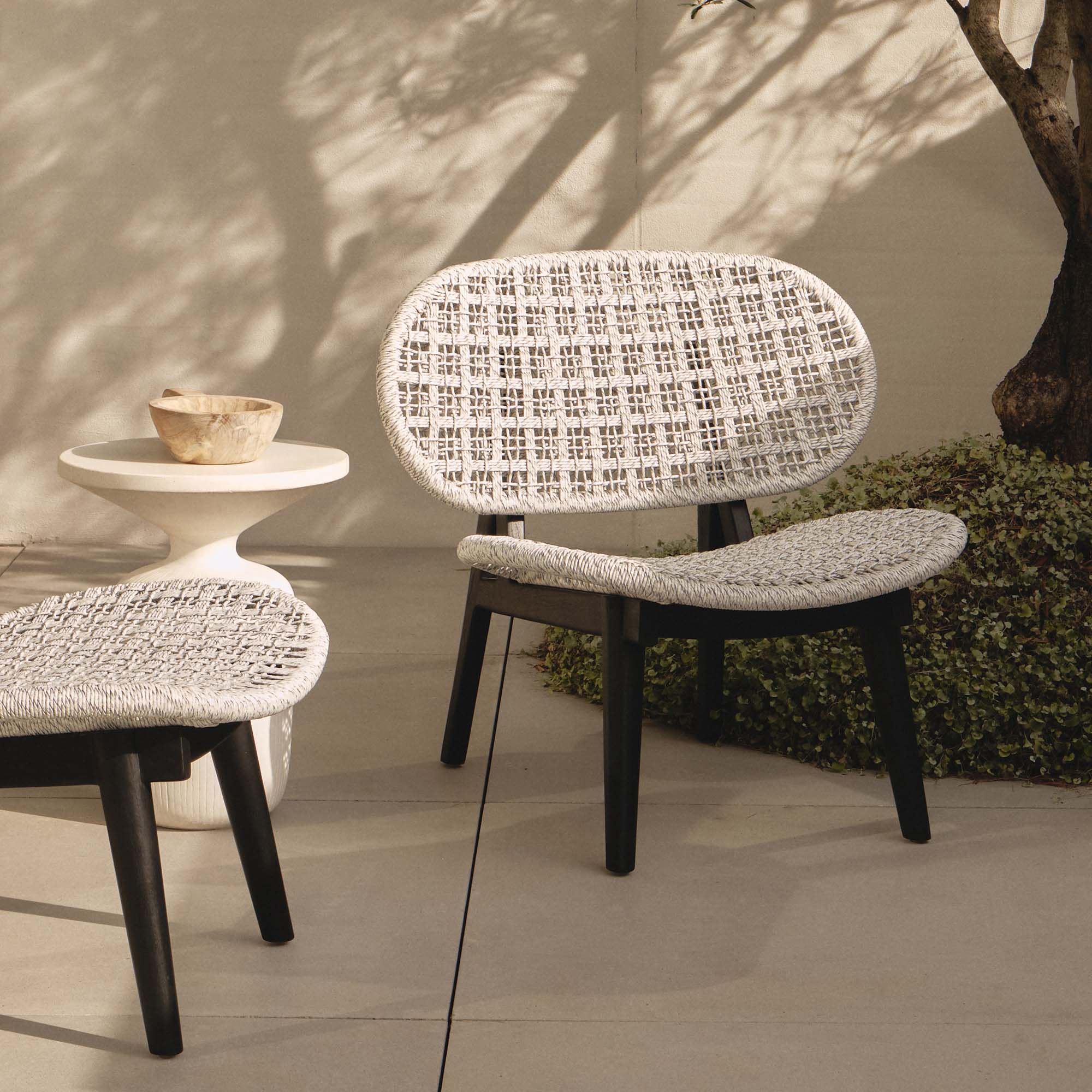 Casa Outdoor Lounge Chair White