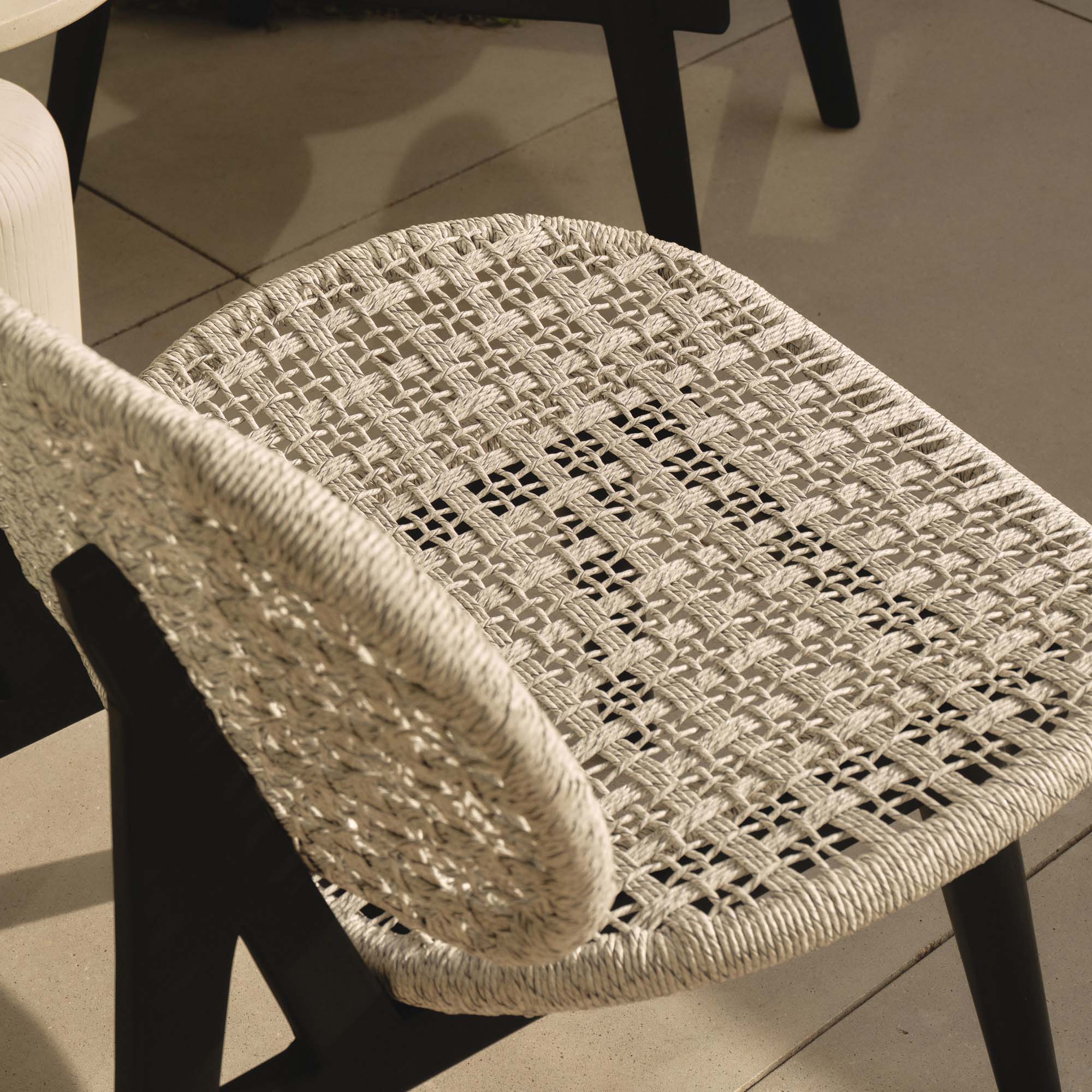 Casa Outdoor Lounge Chair White