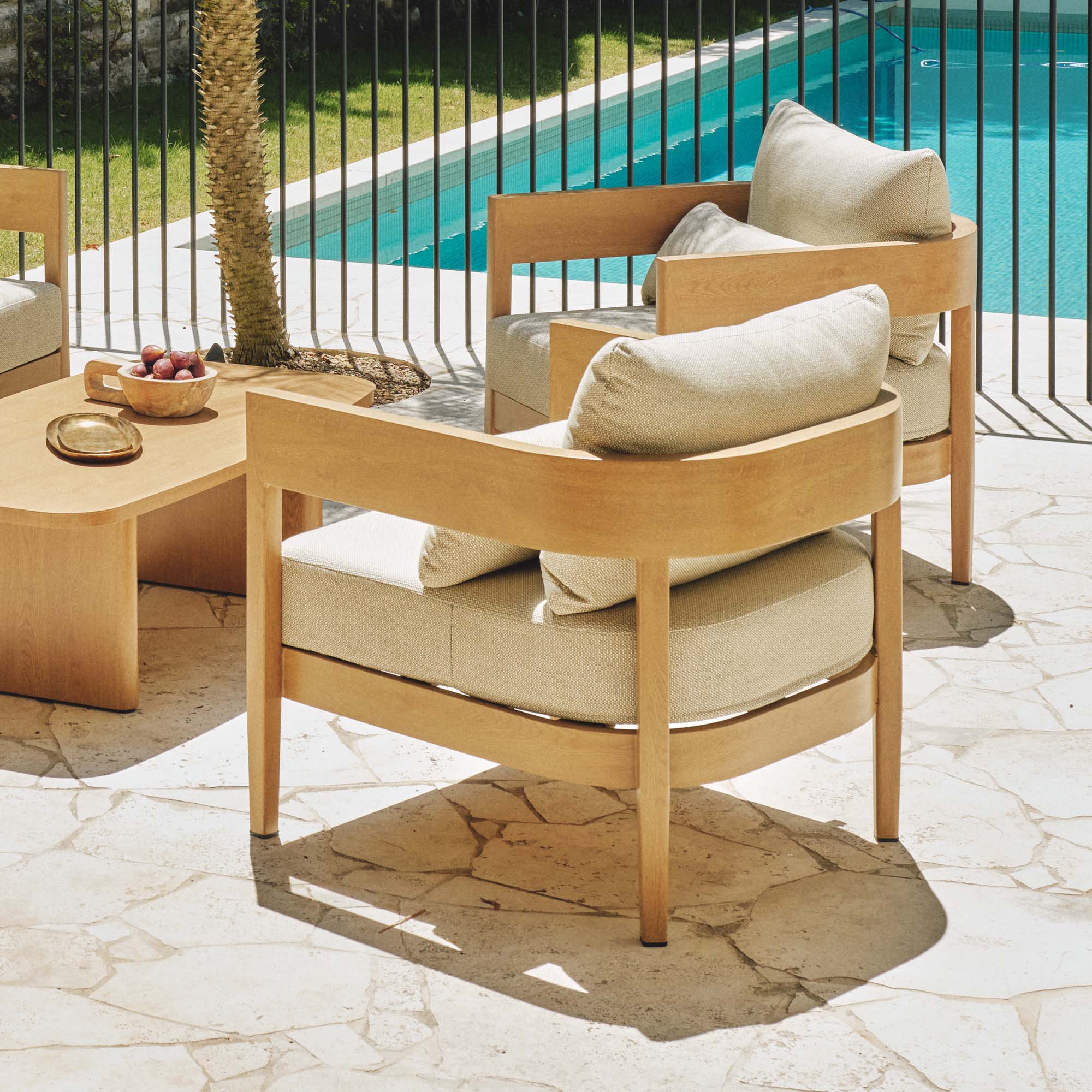 Sorrento Outdoor Chair Natural & Soft Burlap