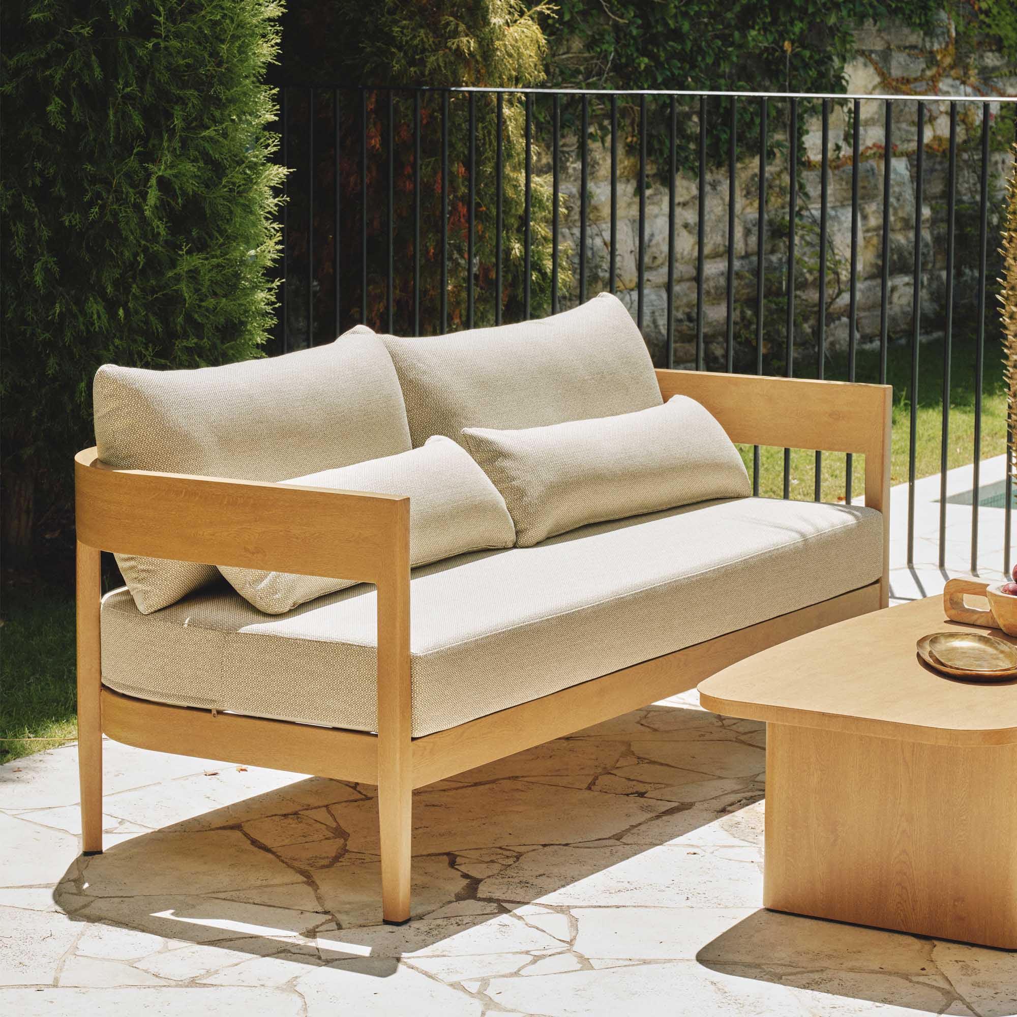 Sorrento Outdoor Sofa Natural & Soft Burlap