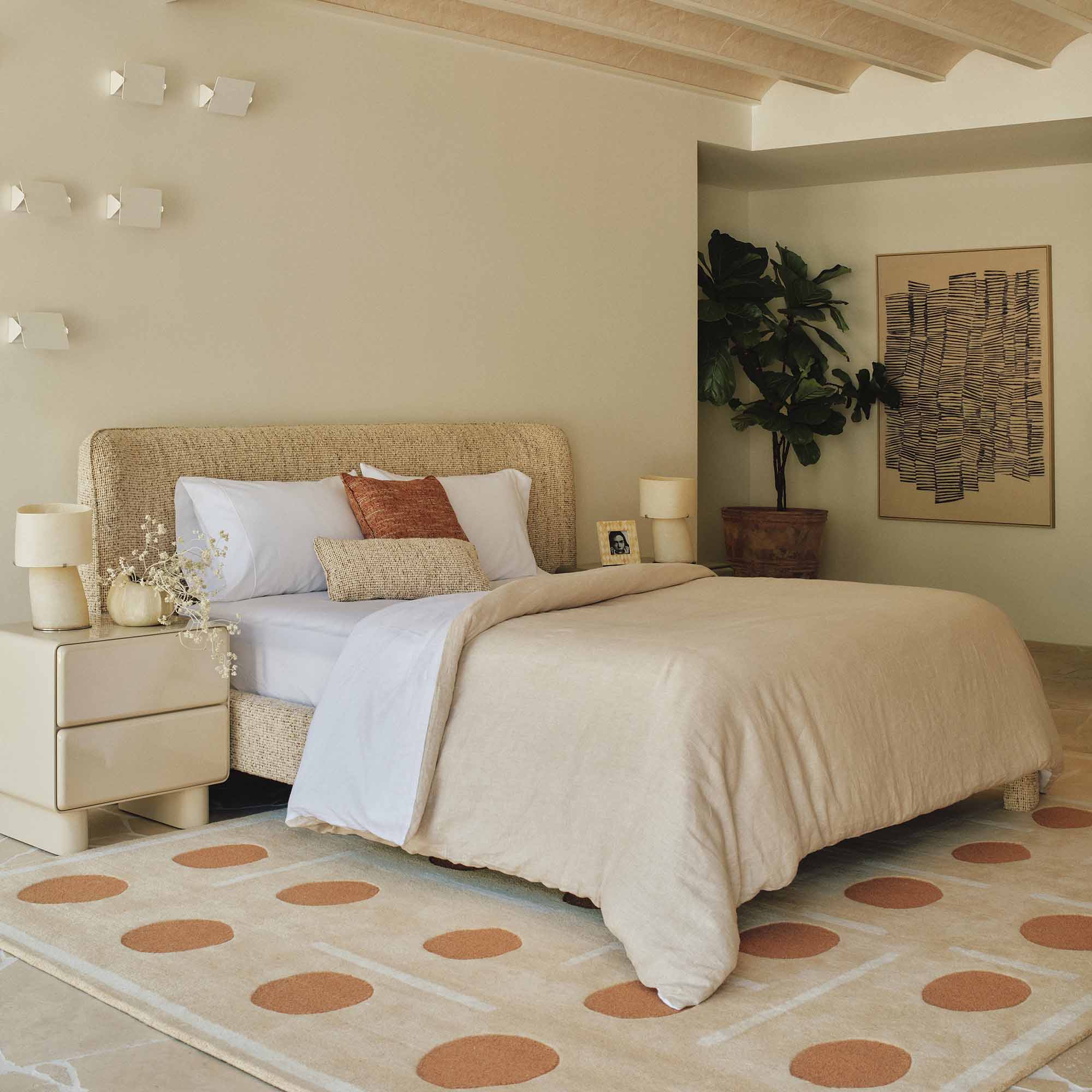 Dalia Queen Bed Birch