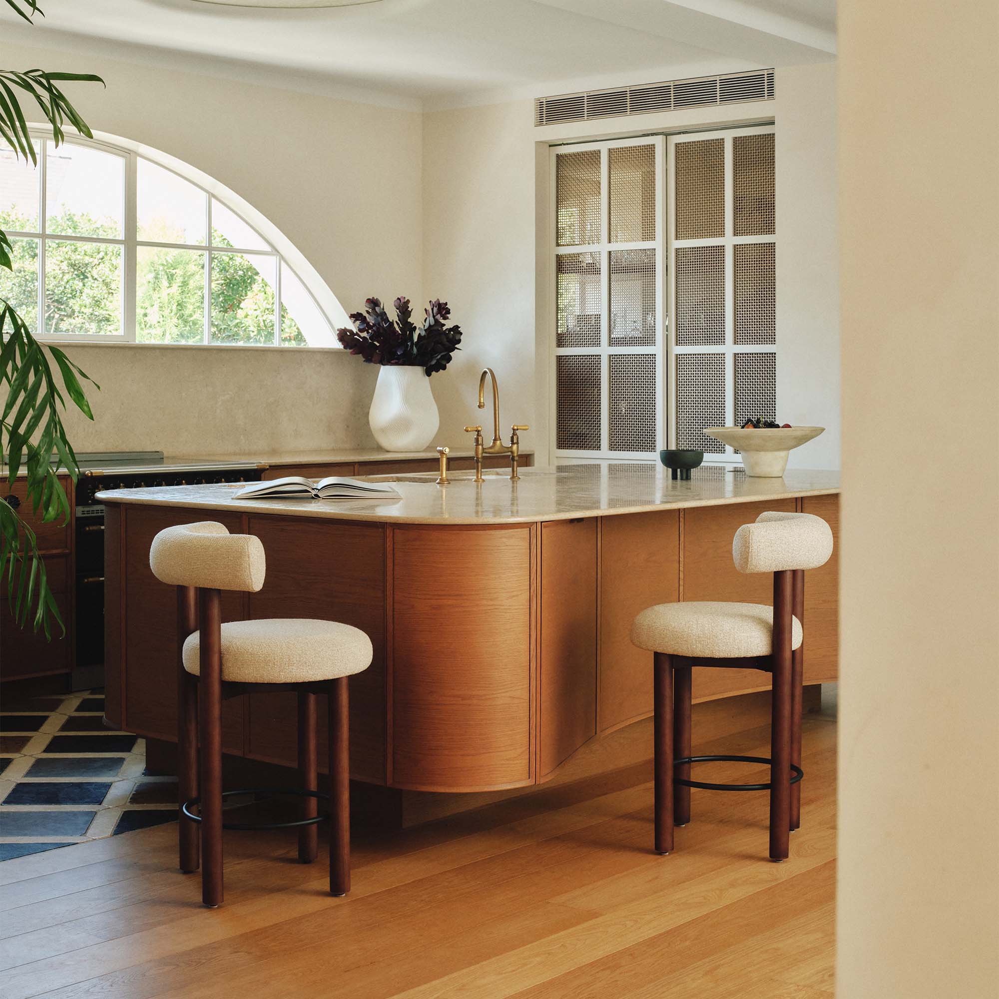 Rossi Bar Stool Biscotti Walnut