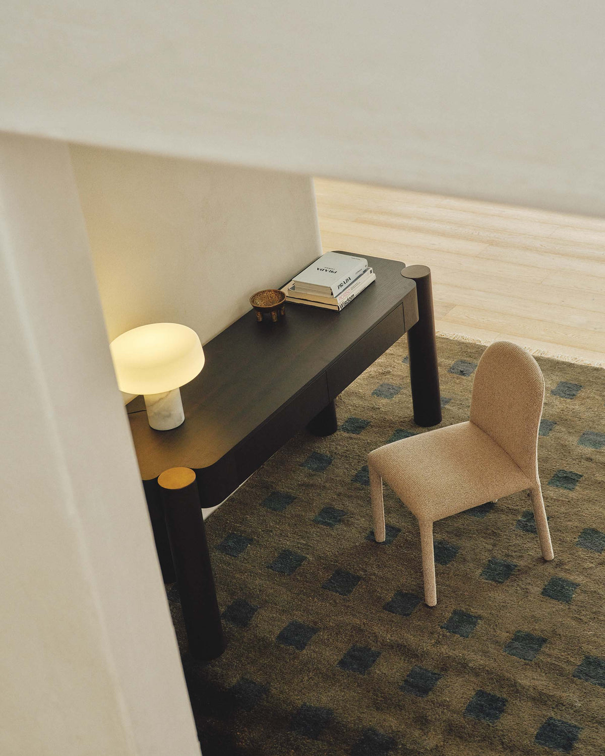 Vale Console | Desk Smoked