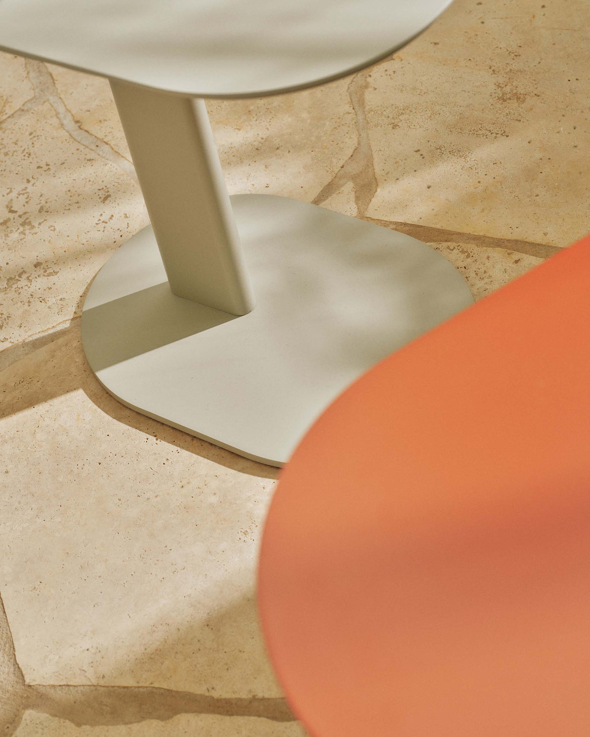 Otto Outdoor Side Table Mist
