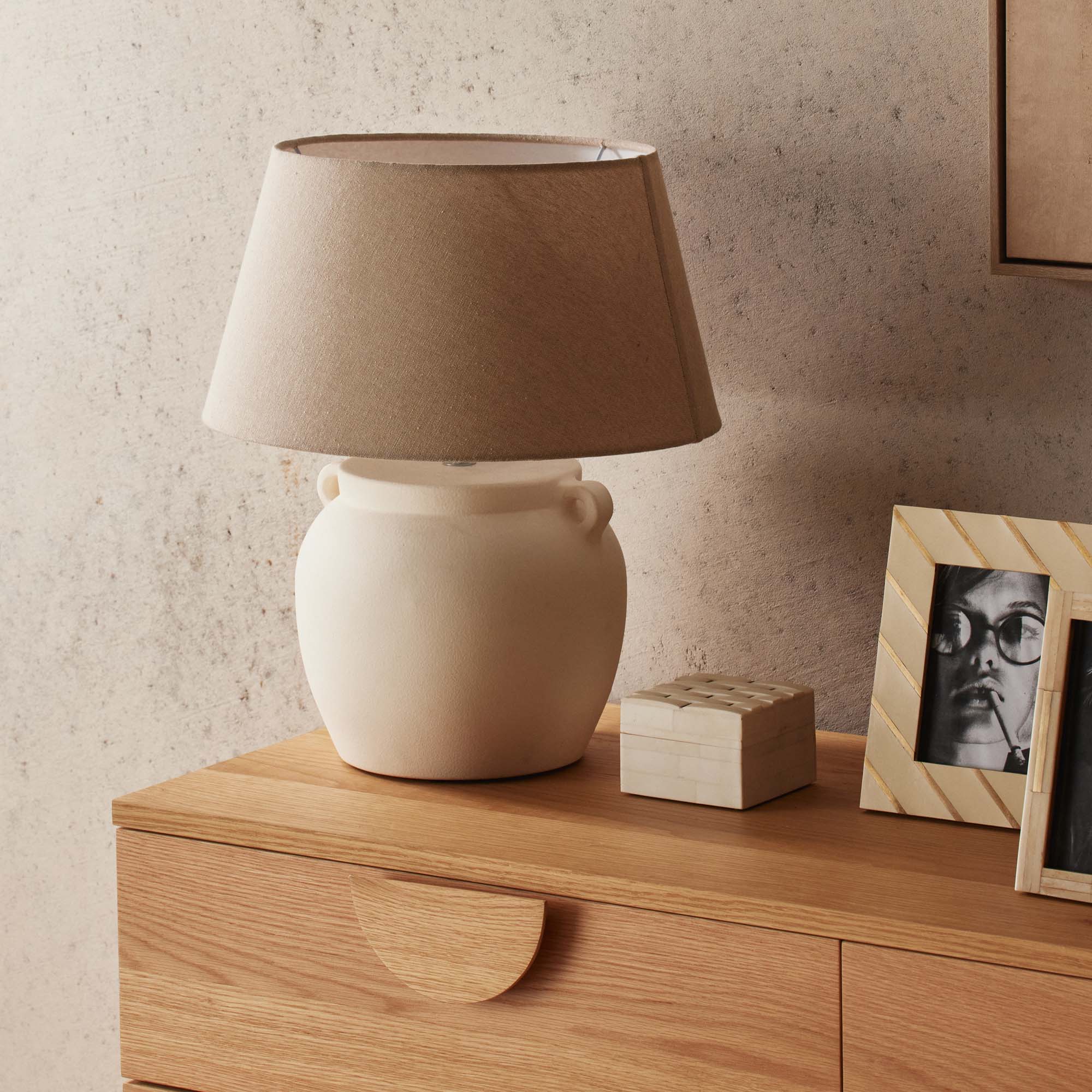 Target white deals ceramic lamp