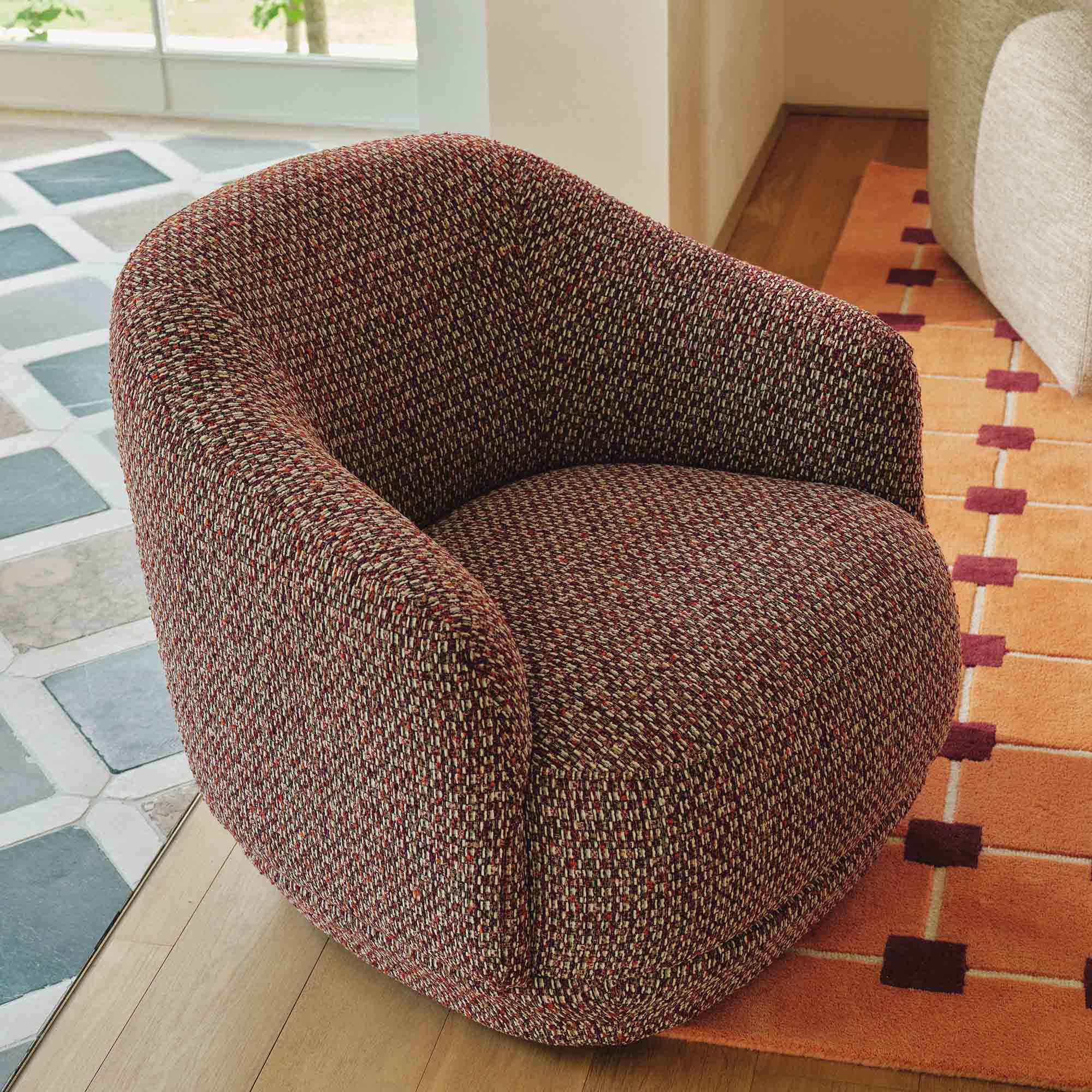 Cora Swivel Chair