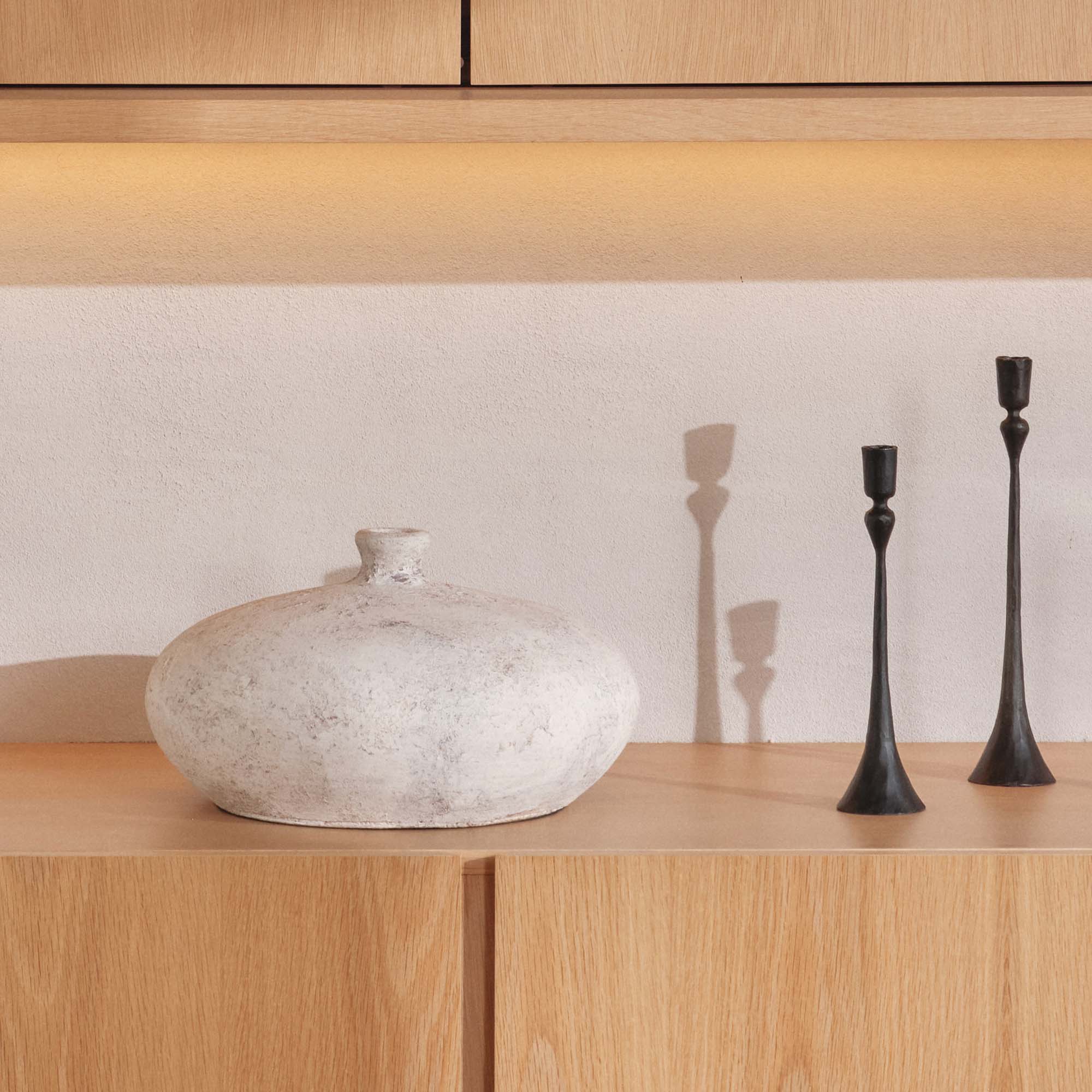 Darma Vessel White
