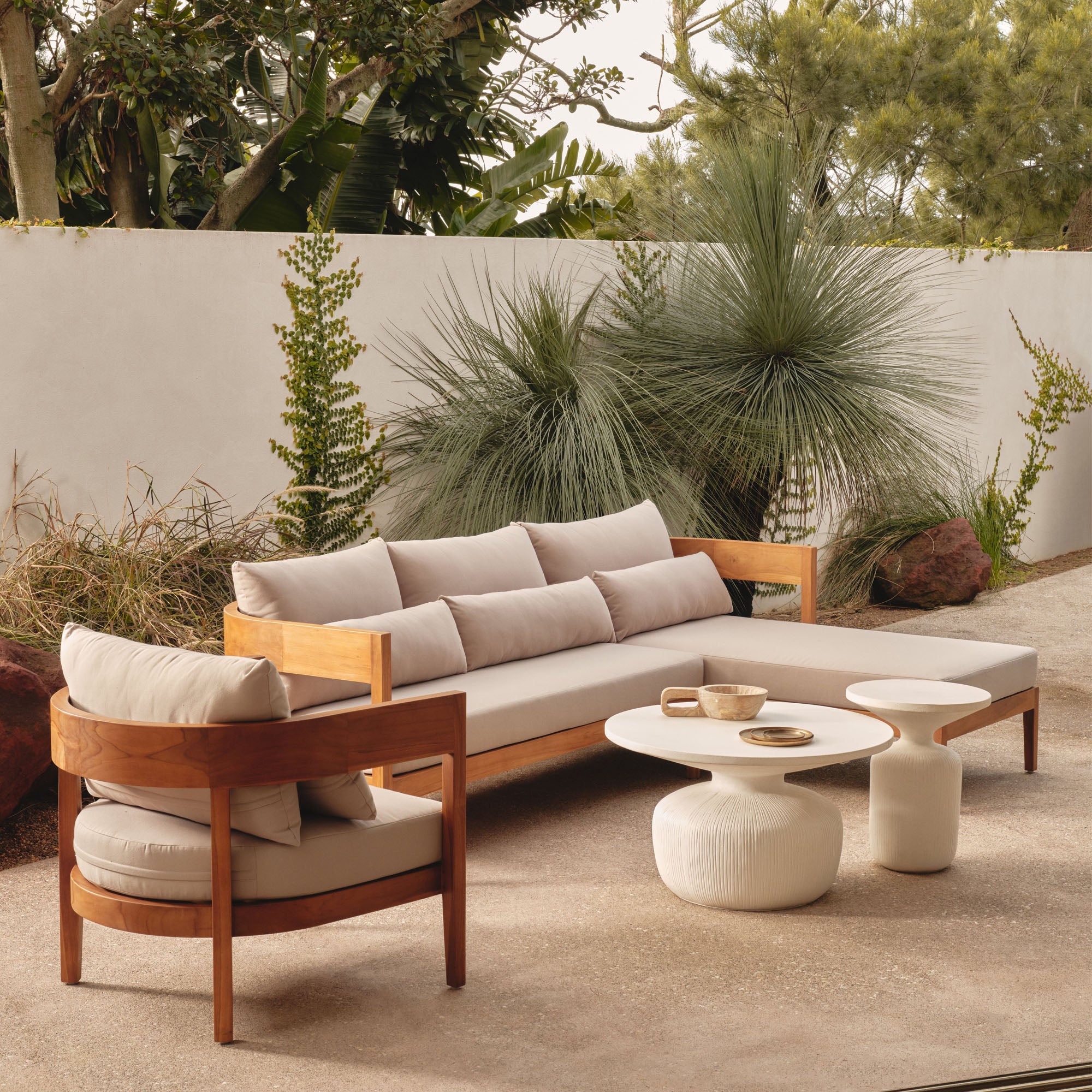 Avoca Outdoor Sofa Natural & Stone Right Chaise