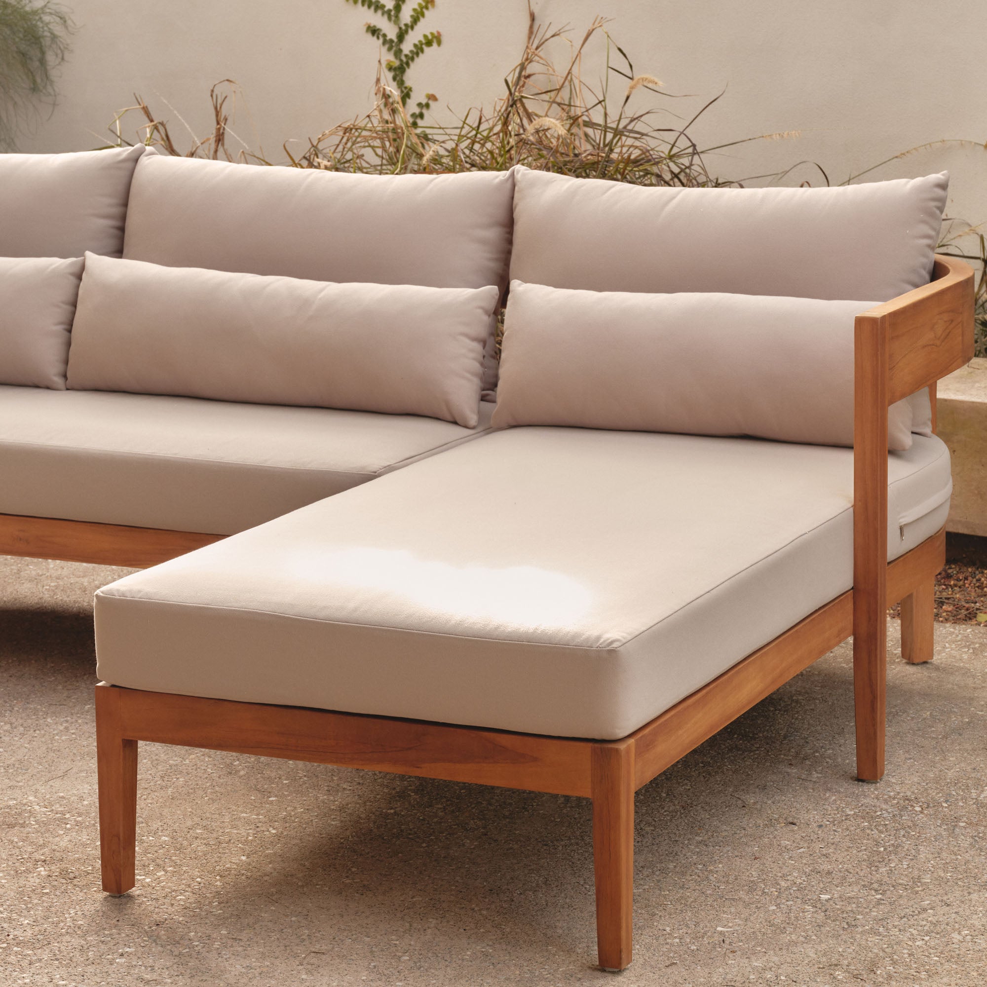 Avoca Outdoor Sofa Natural & Stone Right Chaise
