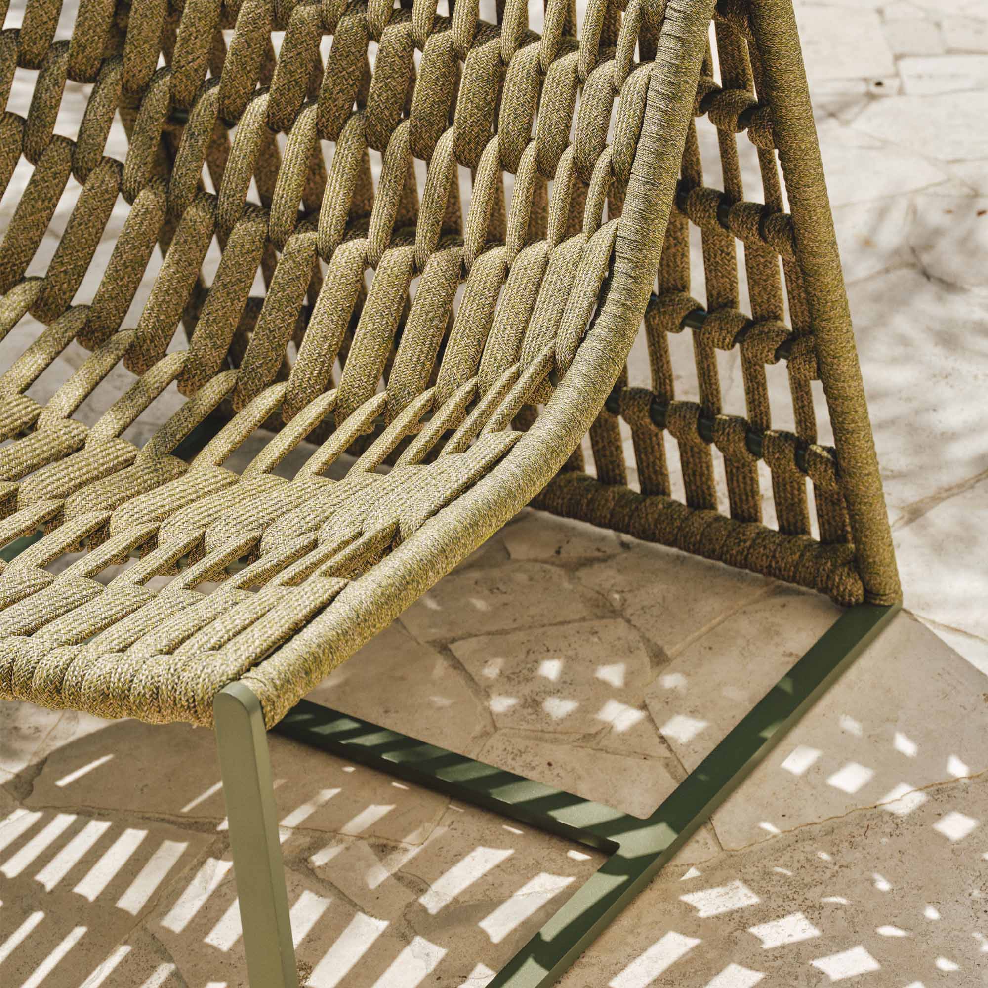 Paros Outdoor Chair & Ottoman Alpine