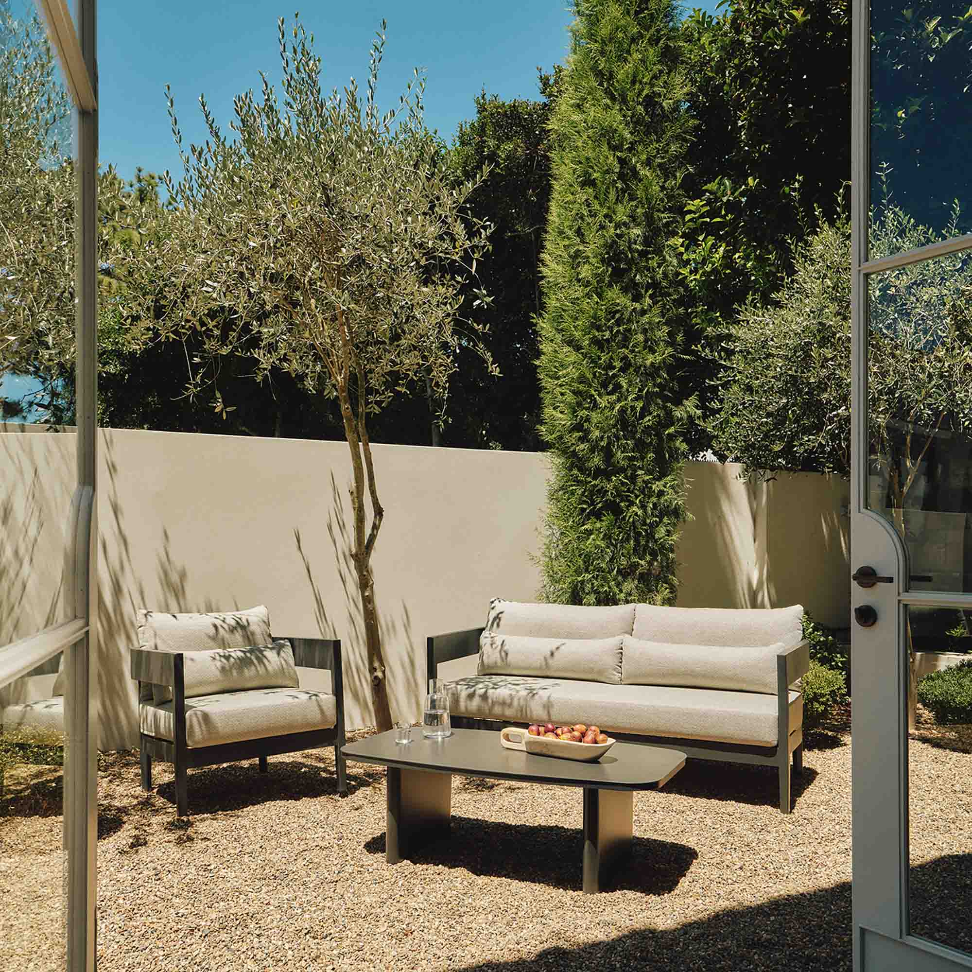 Sorrento Outdoor Chair Black & Olive Grove