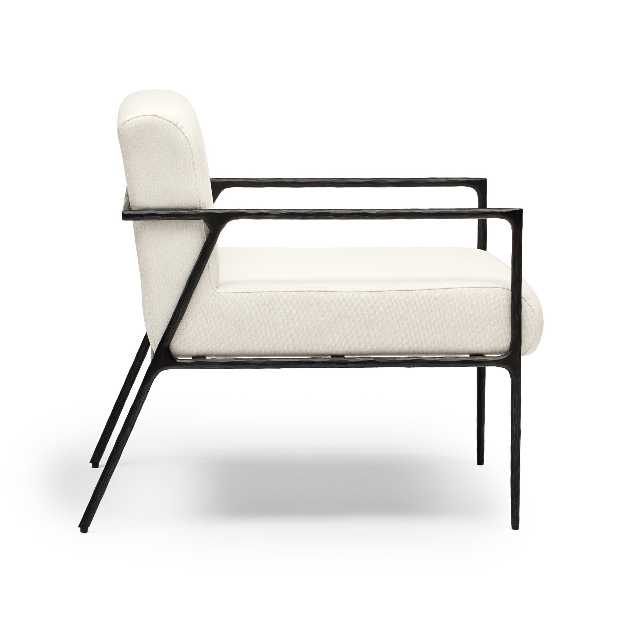 Mila Chair With Arms Ivory & Black Sample