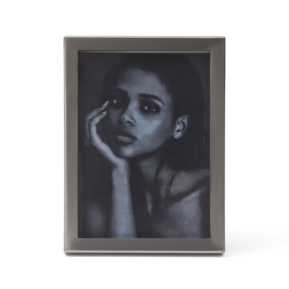 Oria Silver Photo Frame 5 x 7 Sample